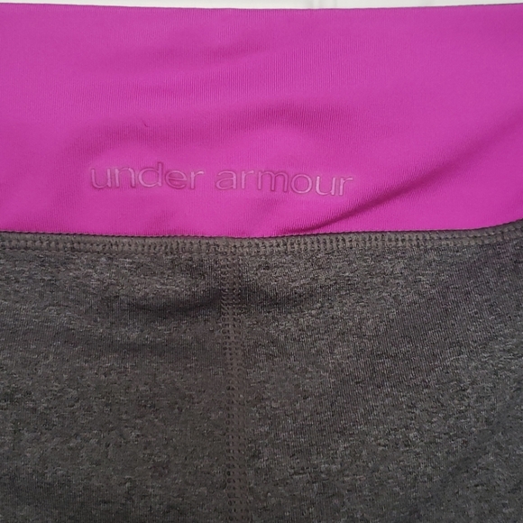 Under Armour capris - Picture 3 of 5